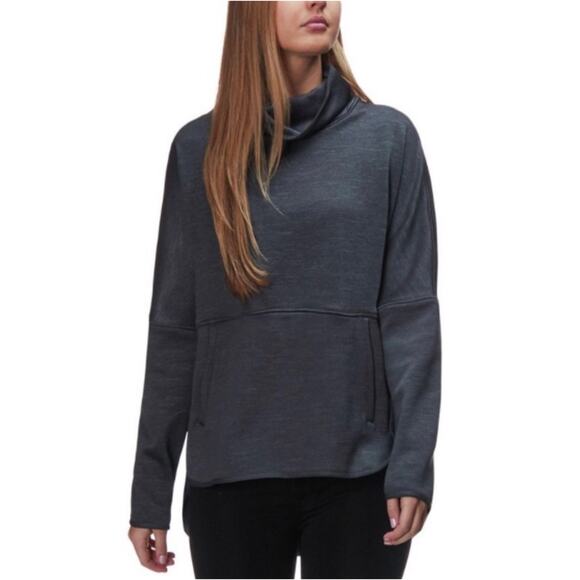 The North Face Jackets & Blazers - The North Face Women's Slacker Poncho in Heather Grey, S/M
